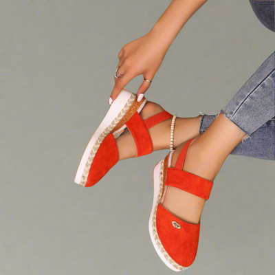 Gitta | Sandali con tacco a zeppa per taglie forti – comodi e versatili