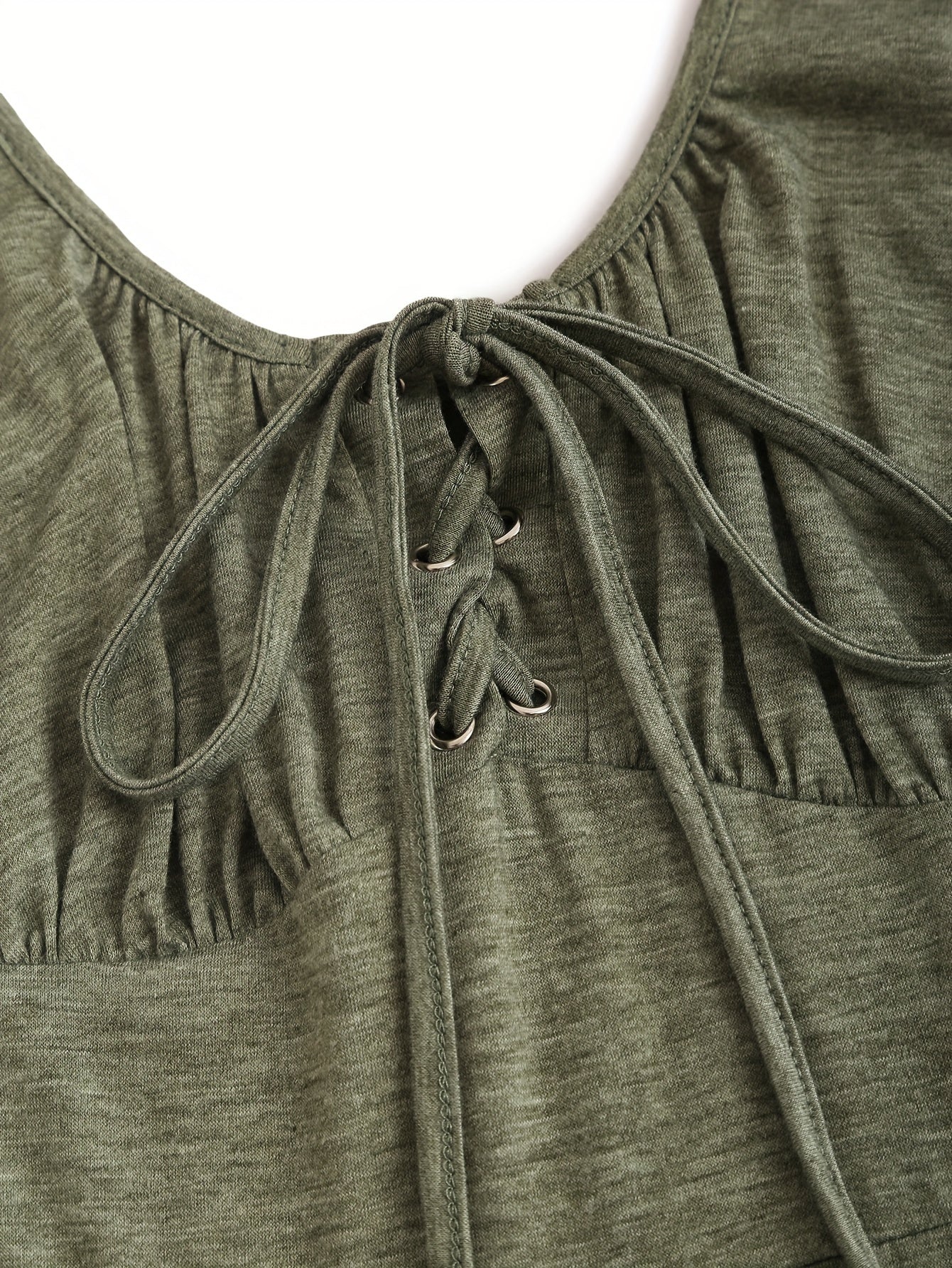 Jade™ | Abito casual con chiusura a fiocco e scollo rotondo