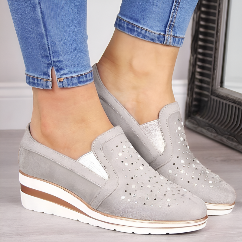 Lisa™ | Mocassini ortopedici con tacco a zeppa e strass