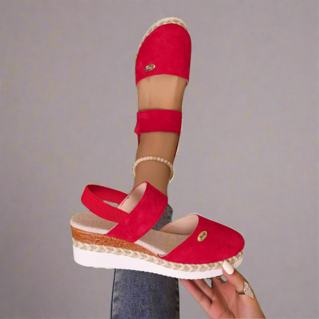 Gitta | Sandali con tacco a zeppa per taglie forti – comodi e versatili