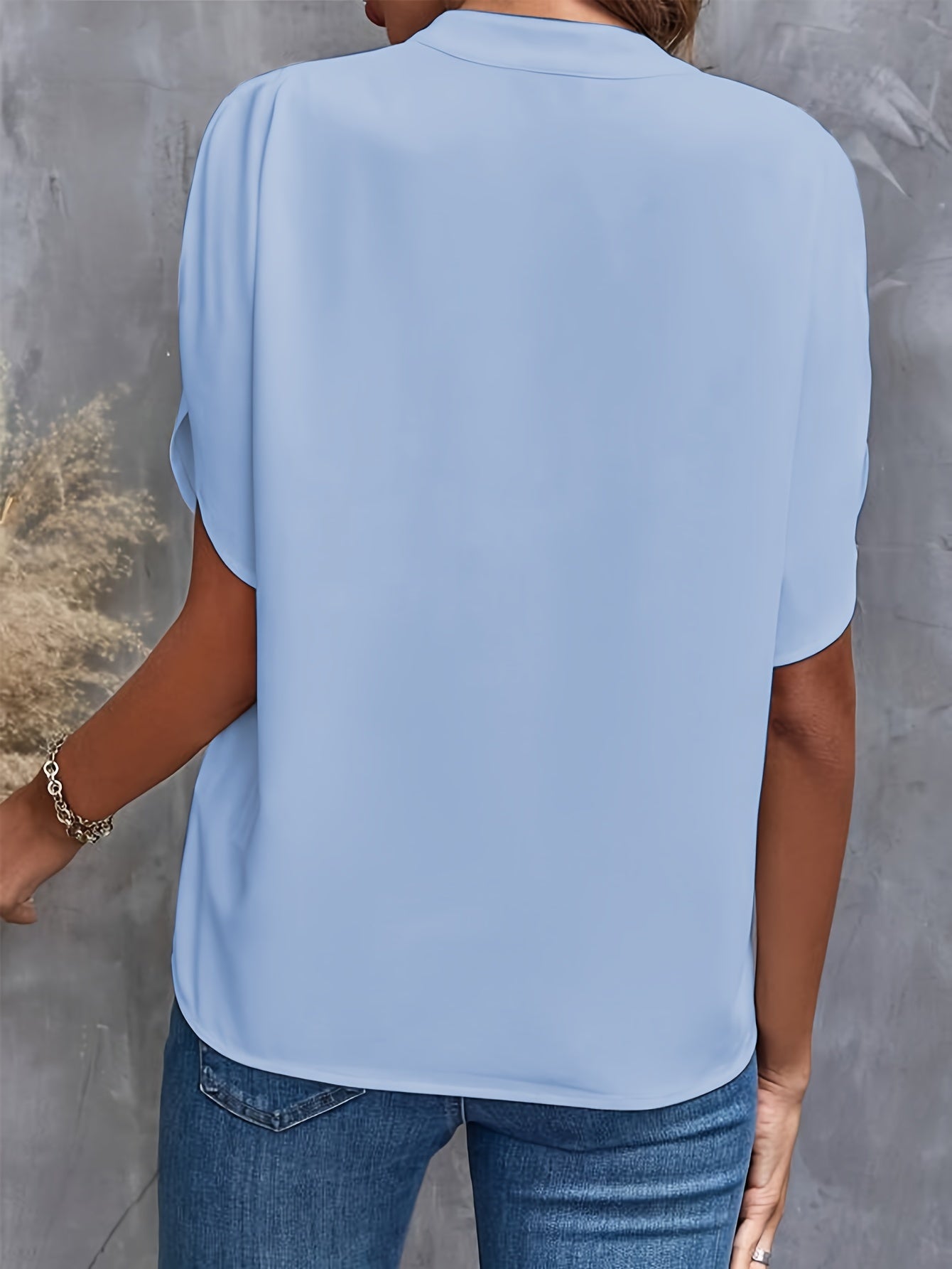 Luna™ | Blusa semplice con scollo a V