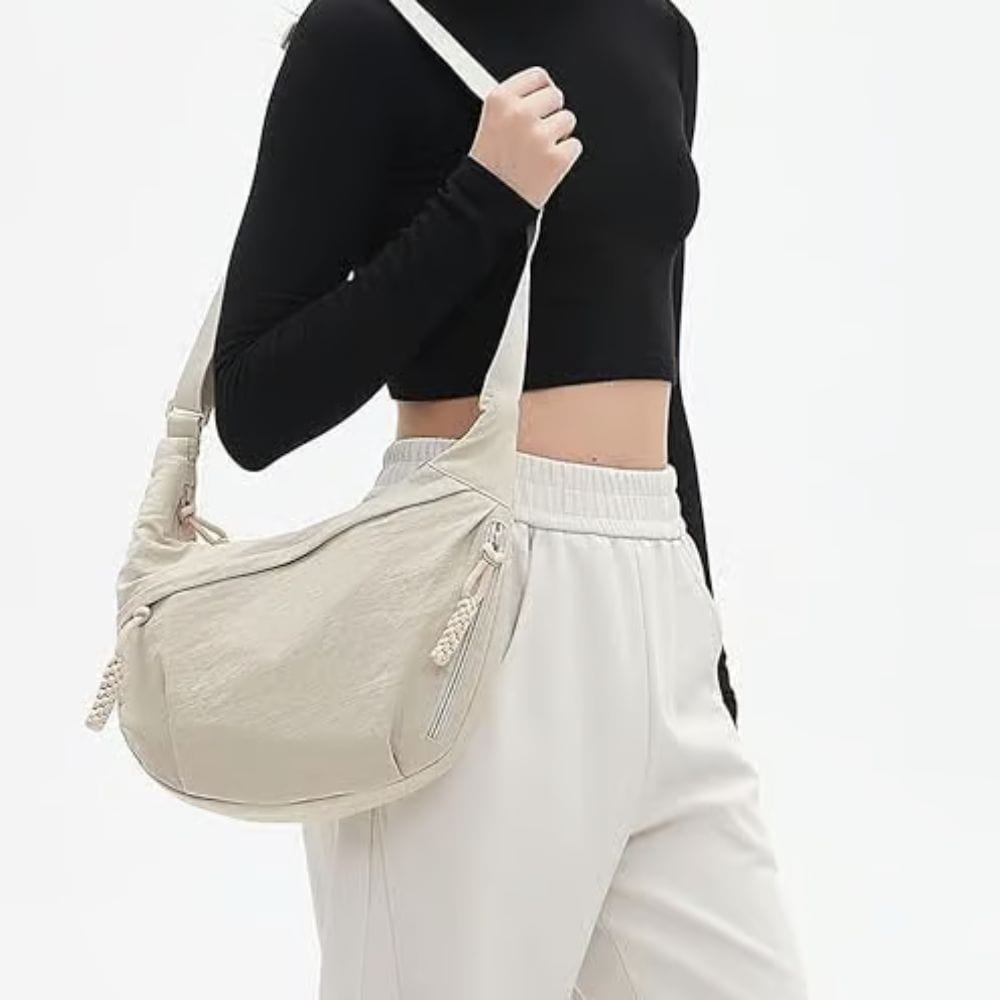 Zaino a tracolla con molteplici tasche